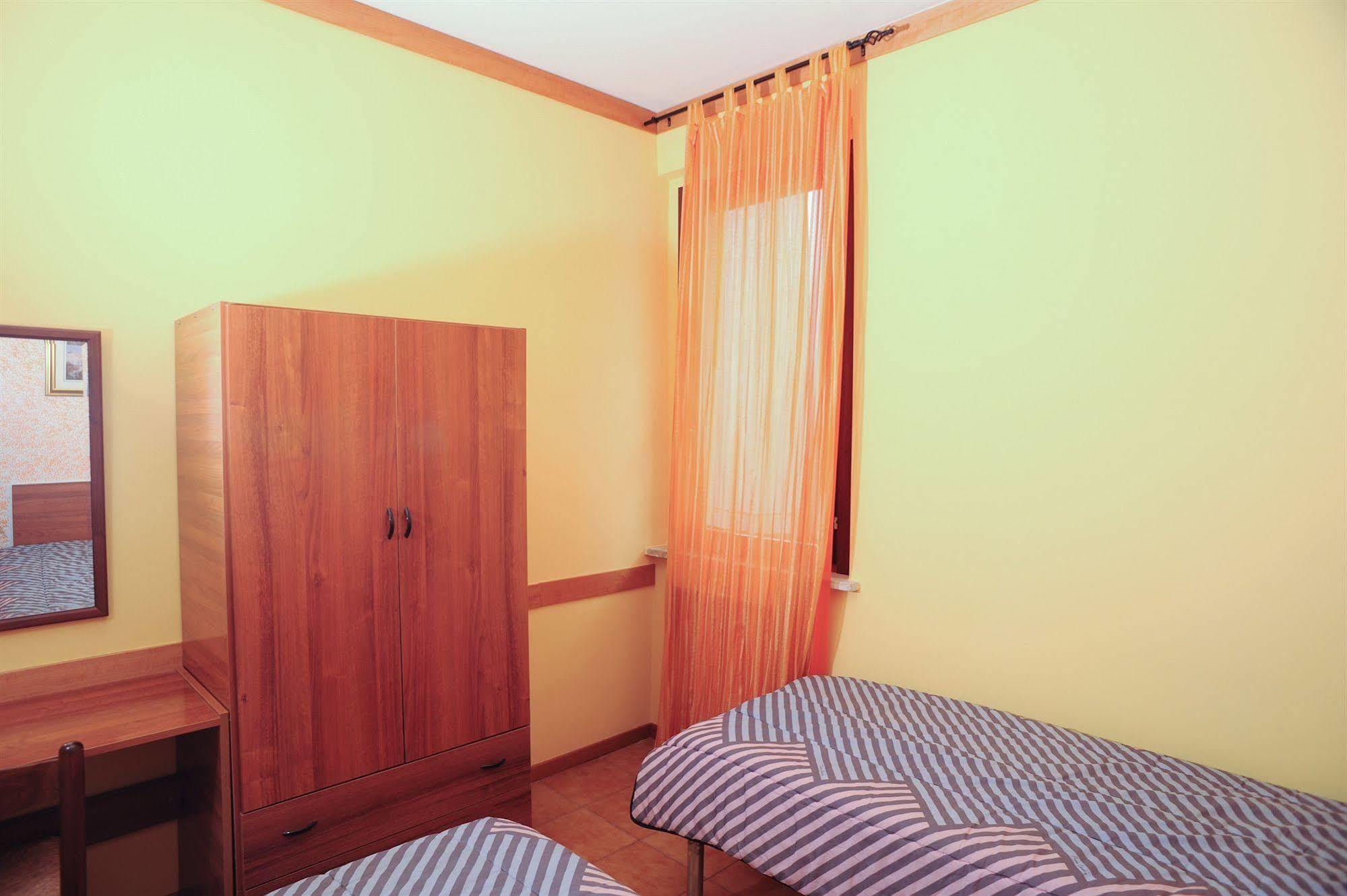 Agriturismo La Mora อัสซิซี ภายนอก รูปภาพ